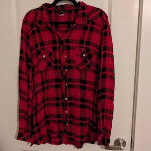 TORRID Size 2 Red Button Down Plaid